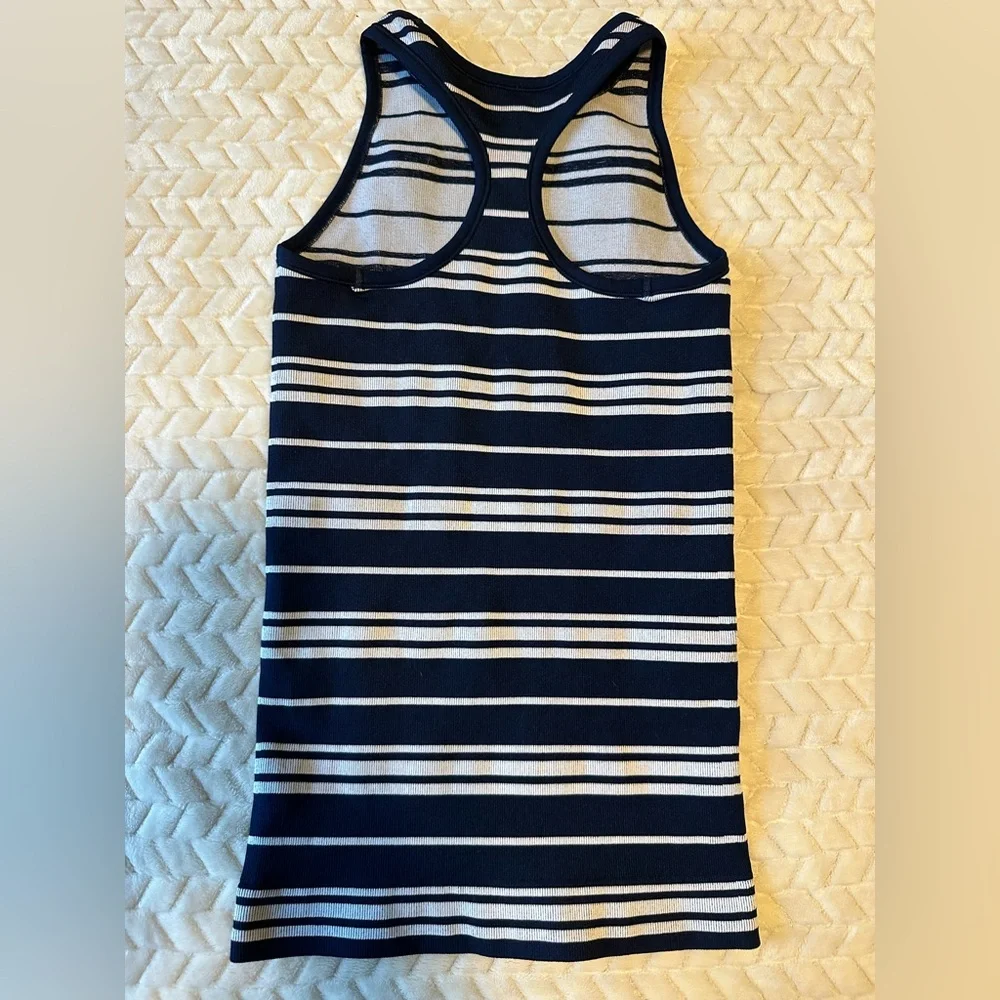 Athleta Stripped Tank Blue/White Size X-Small - Picture 2 of 4